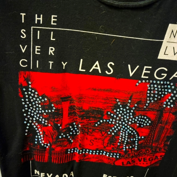 Women's size large (fits like a medium) - Picture 1 of 4